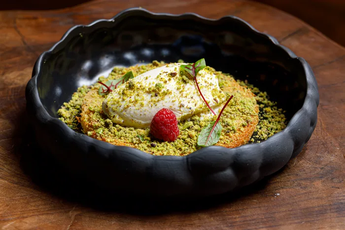 Künefe with pistachio and vanilla ice cream